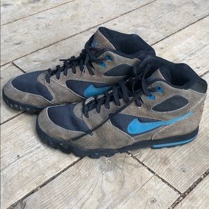 Vintage Nike ACG Suede Hiking Shoes